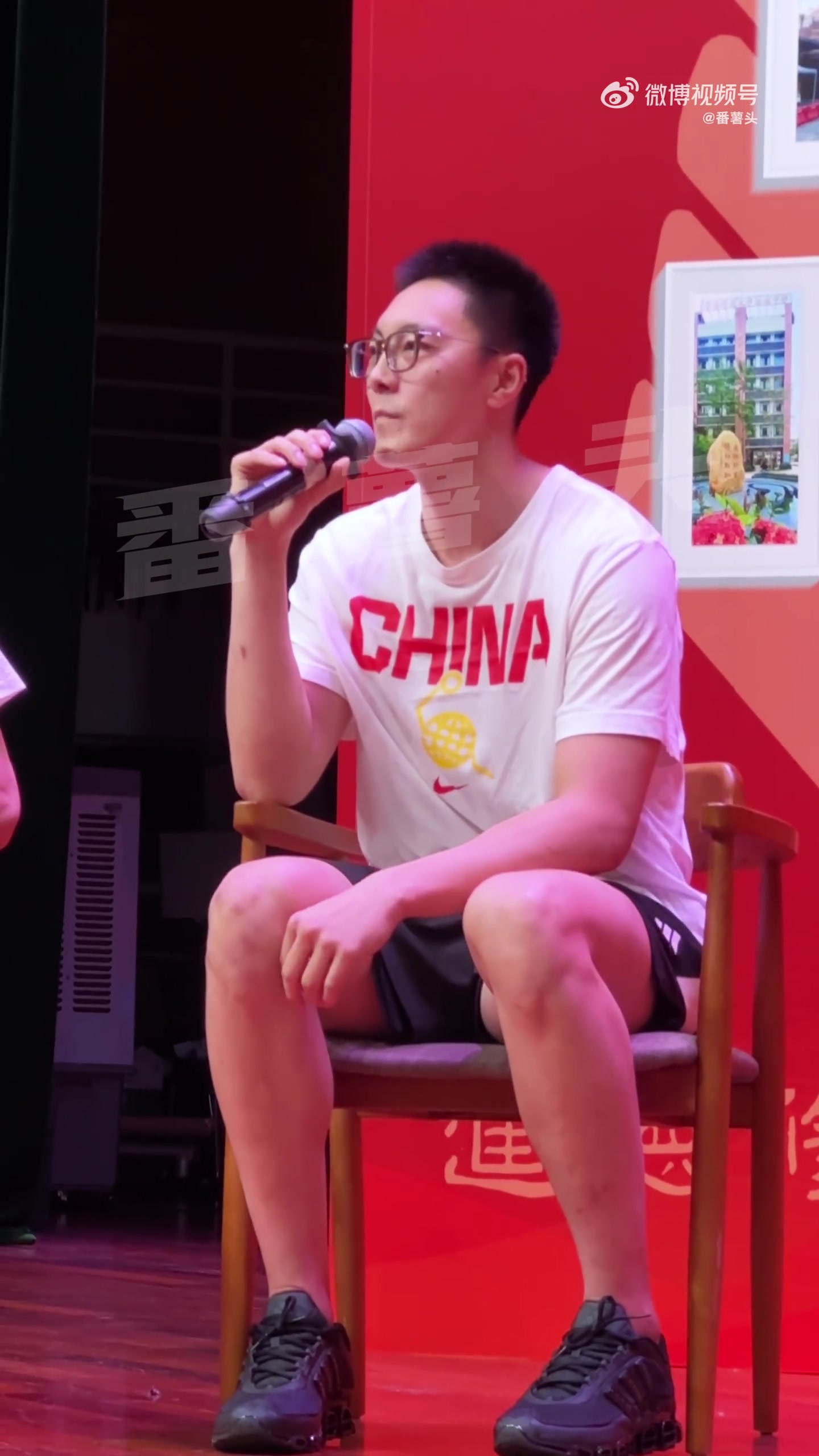 胡明轩回忆最后一投：郭导的战术已经出机会了 技术动作没做好